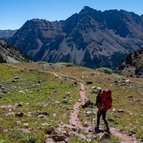 16 Best Gifts for Hikers and National Park Lovers